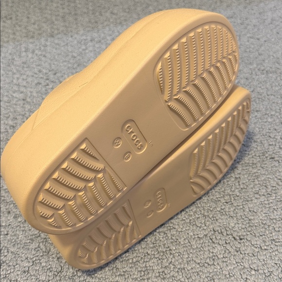 Crocs Dylan Clogs - Picture 5 of 5